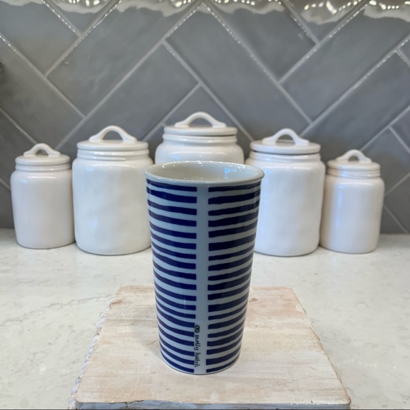 🚨LAST CHANCE. 🚨Anthropologie Molly Hatch Every Day Adventure Mug - Picture 4 of 6